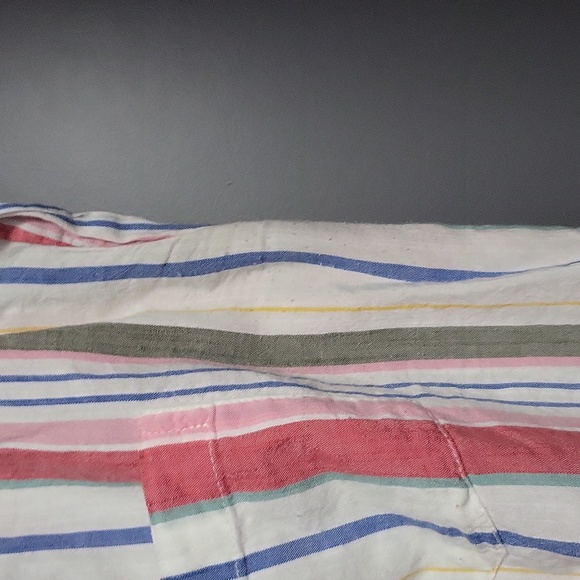 Front tie button up - Picture 2 of 3